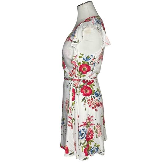 Lulus Radiating Beauty White Floral Print Wrap Dress size Medium - Picture 5 of 12